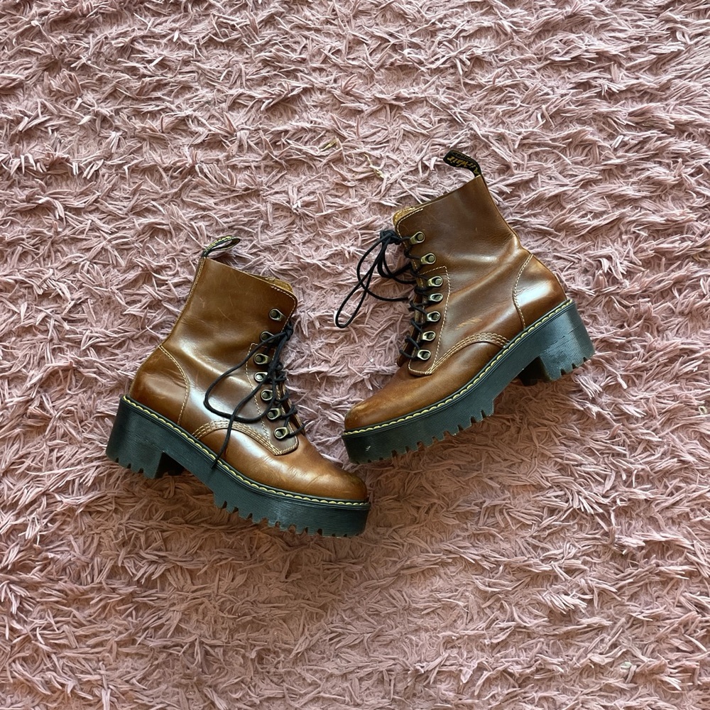 DR. MARTENS leona women’s orleans leather heeled boots in butterscotch